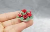 Modelo de planta de argila artesanal em miniatura para flores de boneco de porcelana branca Bacia de porcelana vermelha Rosas 1222904