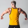 Tanques masculinos Tops de verão Men Gym Fitness Training Treinamento de Fitness Camisa sem mangas Male