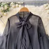 Runway Office Dame zweiteilige Kleidershorts Sets Blumendruck Laternenhülle Gürtel Hemd Tops Mini Taschen Shorts Frau Anzüge 2022