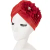 Fleurs perlées Beanie chapeaux mode femmes musulmanes élastique Turban casquette fête chapeaux Femme africaine plissé Bandanas couvre-chef