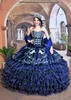 Charro Western Quinceanera klänningar Dark Navy Prom Ball Gown Sweet 15 Dress Tiers kjol 2022