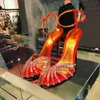 Alevi Milano ذات الكعب العالي ذات الكعب العالي المصممين على حذاء حذاء محاط بحزم.