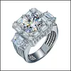 Com pedras laterais Anel de luxo imitação moissanite diamante anéis de diamante branco Gold Sier Droga de casamento 2021 Jóias yydhhome dhcz8