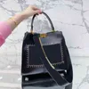 Borsa a tracolla di design Borsa a tracolla Borsa a tracolla da donna Borsa da viaggio F Frizione con telaio in metallo intarsiato Borsa a tracolla di lusso 220819