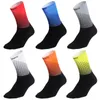 Chaussettes de sport Lycra Split Cyclisme professionnel Hommes et femmes Genou-haut Séchage rapide Printemps Été Respirant pour vélo DH SportsSports