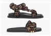 Женщины 2023 Сандалий Slippers Fashion Girls Beach Women Sandal Slides Flip Flops Roafers Sexy вышитые туфли большие 35-42