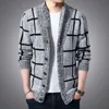 Męskie kurtki mężczyźni jesienne dzianiny płaszcze skoczka na drutach slim fit pull homme man Spring Sweter Mężczyzn Cardigan LL220826