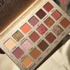 Ögon Shadow 18 Färgsmakeup Highlight Eyeshadow Palette Vattentät Glitter Pigment Smoky Pallete Make Up Natural Matte