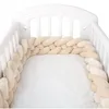 Yatak Rayları 4 Strands Bebek Beşik Örgü Tampon Karyolası Yan Koruyucu Bebek Bebe Yatak Seti Bebek Kız Erkek Örgü Düğüm Yastık Minder Dekor 220827