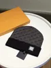 Fashin Designer Beanie Heren Baseball Sport Katoen Gebreide S Skull Caps Voorzien Klassieke Driehoek Letter Gedrukt Wo Bonnet