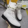최신 Top Snow Boots Martin Desert Boot Women Leather Laureate Platform White Bee Star Trail Lace Up Ankle Boot Winter Boot High Heigh Heel Box 35-42