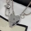 Lüks Tasarımcı Kolye Zinciri Aşk Kalp Mektubu Kolyeler Kadınlar İçin Mükemmel Kaliteli Gümüş Renk Bilezik Mücevheri Kutu