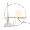 Lampade da tavolo Luci a LED nordiche Lampada da soggiorno in marmo minimalista moderna Modello di design Studio Camera da letto Comodino Scrivania Avize