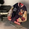 Herrenjacken Retro Bär bestickte Baseballuniform Männer und Frauen ins Frühling Lose Paar Straßenjacke Bomberjacke Traf 220826