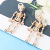 Dangle Chandelier Halloween Earring Punk Metal Skeleton Earrings For Women Pearl Skull Pendant Drop Statement Jewelry Party Gifts 220826