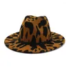 Bérets Retro Jazz Top Hat Big Brim Cow Print Western Cowboy All-Match Feutre avec corde en cuir pour un usage quotidien