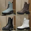 Top designer bottes femme Bottes de cheville 2023 Fashion Martin Boot r￩el cuir ext￩rieur bottes mi-longueur avec taille de bo￮te 35-41