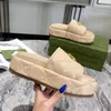 2022 sandaler dammode broderade canvas designer slides slip on tofflor tjejer 60mm äkta läder plattform Topp högkvalitativa sandaler med låda Stor storlek 35-44