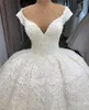 2022 Luxe Arabe Robe De Bal Robe De Mariage Illusion Hors Épaule Plus La Taille Puffy Princesse Dentelle Appliques Perles De Cristal Scintillant Robes De Soirée De Mariée Robe De Mariage