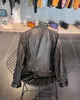 Luxus-Herren-Designer-Lederjacke, hochwertige Schaffelljacken im Street-Motorrad-Stil, stilvolle kurze Lederjacke mit Reißverschlusstaschen-Splice-Design