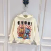 Barn Sweatshirts Pojkar Flickor Luvtröjor Löst mode Bokstavsvåg tryckt Streetwear Hiphop Pullover Toppar Barn Casual Sweatshirt Babykläder