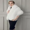 2018 New Black White Fur Bride Shawl Coat Coat Women Cloak Faux Fur Big Poncho Casacos femininos218p
