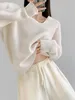 Chandails pour femmes Automne hiver Simple col en V à manches longues pull femmes coréen haut tendance en vrac tricot Y2k chandails couleur unie vêtements pour femmes 220827