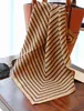 Sarongs Szwecja marka Totem luksusowe kobiety czyste jedwabny kwadratowy szalik jedwabna dama bandanna pasek prosty design chusteczka t220827