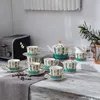 Europeiska ljus lyxguldblommor Kaffe och tesetar Bone China Cups Afternoon Te Pots Ceramic Sugar Jar