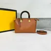 9A مصمم حقيبة حقيبة النساء مصغرة أكياس الكتف الفاخرة حقيبة يد ناعمة العجل Crossbody لطيفة وأنيقة 17 سم × 18cmx 8cm صنعة جيدة جدا 17x18x8cm