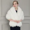 2018 New Black White Fur Bride Shawl Coat Coat Women Cloak Faux Fur Big Poncho Casacos femininos287c
