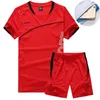 Survêtements pour hommes Costume de sport d'été Survêtement à séchage rapide pour hommes T Running Fitness Vêtements Hommes Shorts Chemise Hommes 2 Pièces Ensembles Taille 5XL