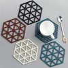 Tapis de Table en Silicone, vaisselle isolante, napperon thermo-isolé, coussin hexagonal, décoration de maison, accessoires de cuisine de bureau