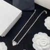 2022 Collares de corazón Diseñador Cjewelry Collar para mujer Joyería de moda Amor Colgante Inicial Brandjewelry8 Serie Pendientes Pulseras Collares