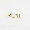Fashion pendientes stud erarrings the new trend in women's gold silver geometry simple V stud earrings