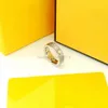 Europe America Fashion Style Ring Men Lady Women mässing 18K Gold Graved Letter F Full Diamond Lovers Rings Size US6-US9278S