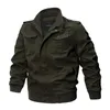 Mens Jackets 군사 폭격기 재킷 남자 캐주얼 면화 남성 재킷 코트 군대 남성 슬림 딱지 조종사 재킷 카사카스 파라 혹 크기 M6XL 220829