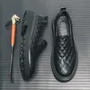 المتسكعون رجال أحذية صلبة PU شخصية الخياطة الخياطة Rhombus slip-on Fashion Business عرضة يوميًا متعدد الاستخدامات AD012