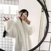 Futro damskie Zadorin zima grube ciepłe białe owłosie kobiety Koreańska moda luksusowe długie rękawy Faux Rabbit Fur Jacket L220829