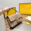 Çanta Tasarımcısı Çantalar Lüks Baget çanta Bez Çanta Moda Crossbody Çanta Klasik Kadın Omuz Çantası Cüzdan Kabartmalı Kapaklı Çanta Ünlü Çanta Kanvas Tote Çantalar