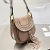 Designer Diagonal Bag Fashion Shoulder Bag Ladies Retro Saddle Handbag High End Leather Classic Braided Tassel Rivets 23cmX19cm