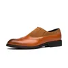 Loafers män skor pu ing faux mocka brogue mönster pekade tå mode företag avslappnad dagligen all-match ad010