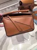 حقائب مصممة Loew's Classic Handbag Buy Puzzle Geometry Bag صغير الكراميل Lychee ناعم جلدي حقيبة يد عالية المستوى الأوقات الفراغية