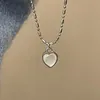 New Trend Creative Pendant Necklaces Love Light Luxury All-match Small Peach Heart Collarbone Chain Necklace Ladies Party Jewelry Gift