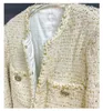 Spring Round Neck Tweed Paneled Sequin Jacka Ivory Solid Color 4/5 långärmad klassiska fickor Woolen Jackor Coat Cort Outwear 22G186302