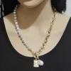 Chains Fashion Alien Imitation Pearl Necklace Retro Baroque Geometric Portrait Pendant Clavicle Chain Female Selling Accessories