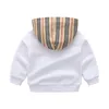 Wysokiej jakości bluzy z kapturem wiosny i jesień nowy styl Big Boy Ubrania dla dzieci Sweter