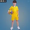 Running sets Jerseys de futebol infantil meninos meninas de manga curta jovens crianças terno de treinamento de verão uniformes