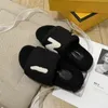 2022 New Indoor Women Fur Slippers Fluffy Soft Furry Slides Thick Flats Heel Non Slip House Shoes Ladies Luxury Design Footwear Whosale Size 35-42