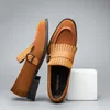 Slebende Männer Fransen Slip-On Retro Imitation Wildleder Neue Kleidungsschuhe Mode bequem